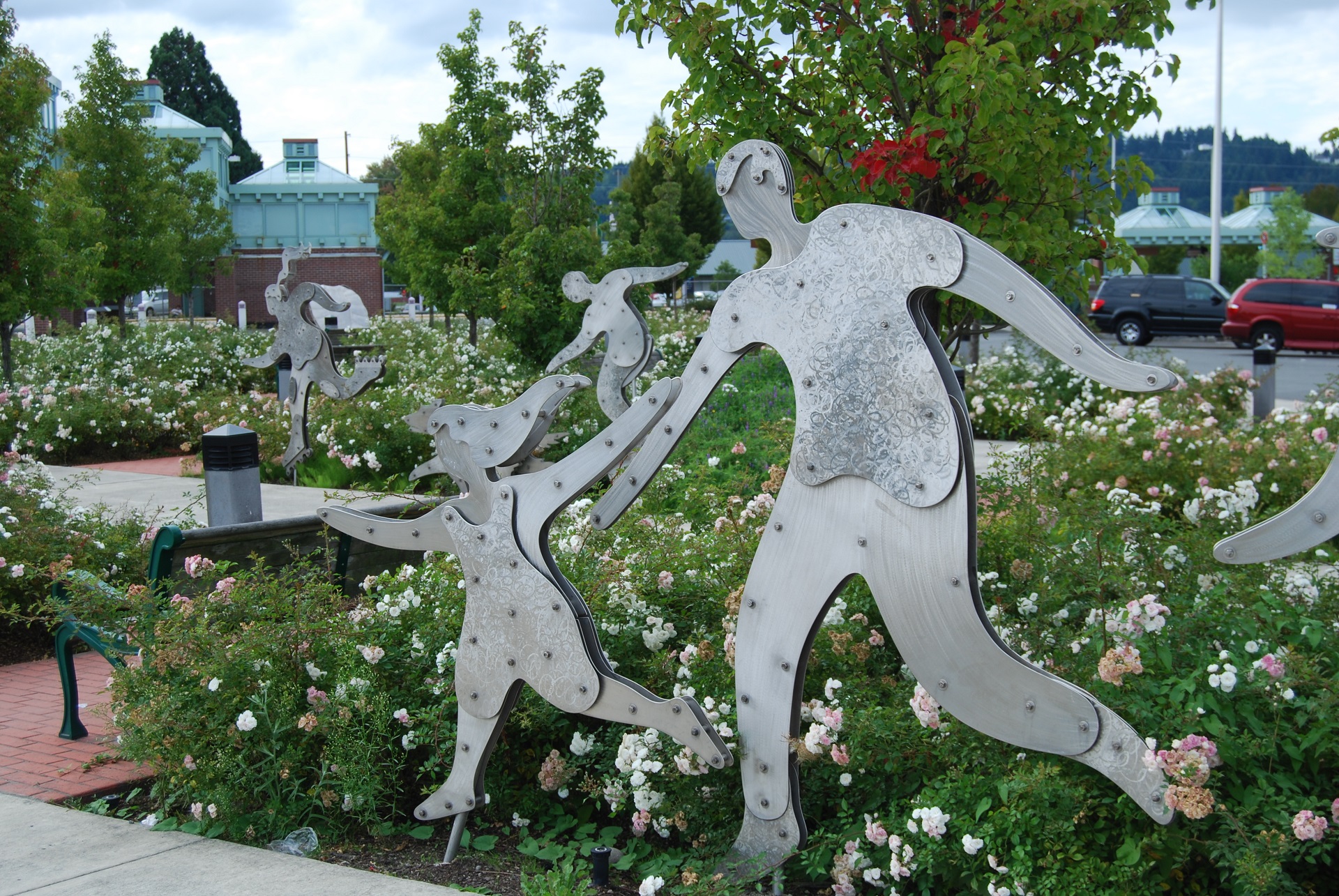 Running Figures in Auburn, WA
