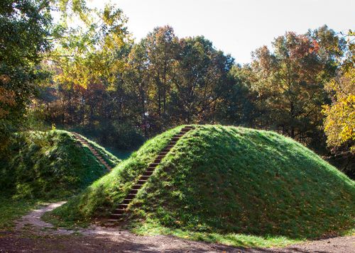 Cromlech Glen in Saint Louis, MO