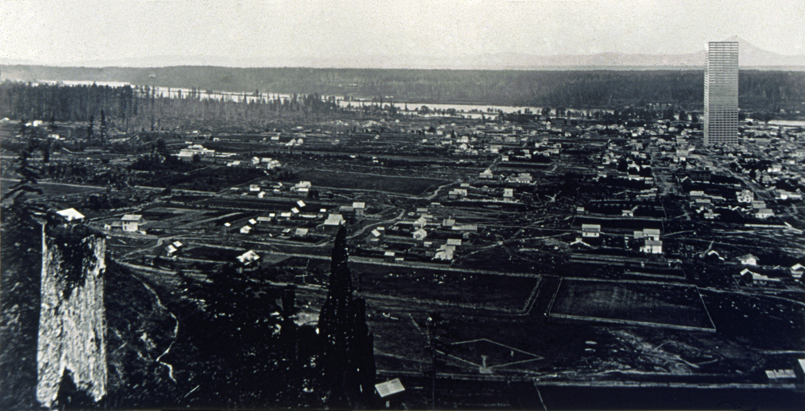 Stumptown, SW 6th & Burnside/OrHi 21590 in Portland, OR