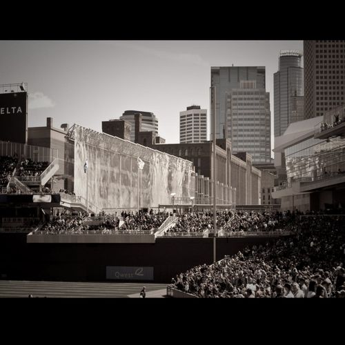 アート・デザイン・音楽 Fishing from the Pavement / Libeskind